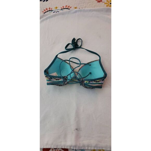 NWOT SHADE AND SHORE BIKINI TOP - Picture 6 of 7